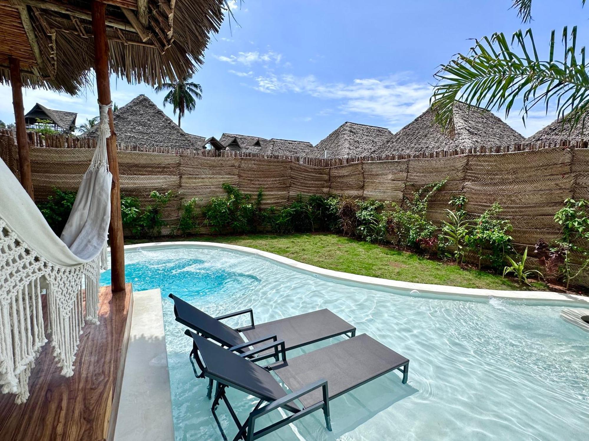 Safaya Luxury Villas - Adults Only Nungwi Exterior photo